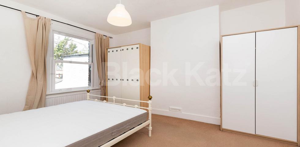 			NEW INSTRUCTION!, 1 Bedroom, 1 bath, 1 reception Flat			 Effingham Road, HARINGEY LADDER